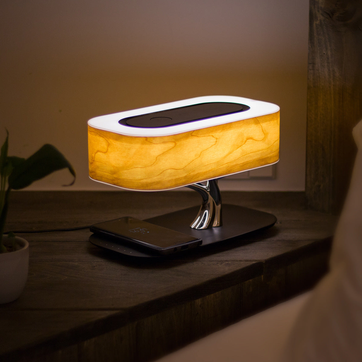 Tree Light Bluetooth Speaker Lamp with Wireless Charger